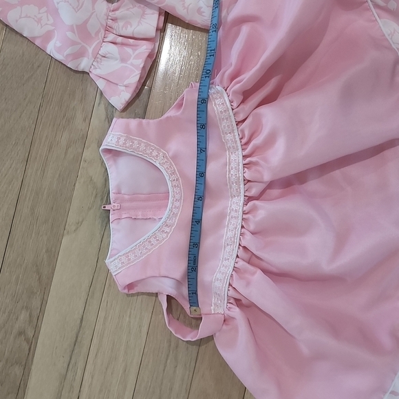 Adorable baby girl's outfit.  Size 6-9 months - Picture 12 of 14